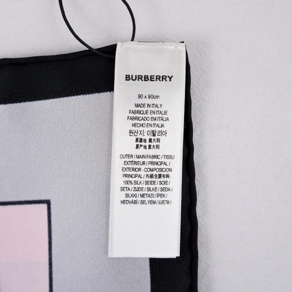 Burberry Silk Scarf Authenticated Beautiful - Picture 10 of 11